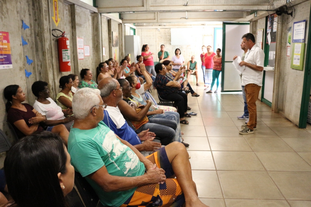 Caldas se reúne com diretores da COPASA para tratar demandas