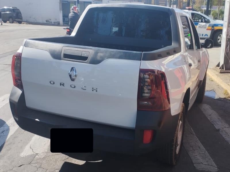 Plantão Os Cobras da Notícia - Motocicleta furtada, recuperada pela Polícia  em Nova Fátima na segunda feira, 08 de janeiro de 2018, ladrão fugiu.