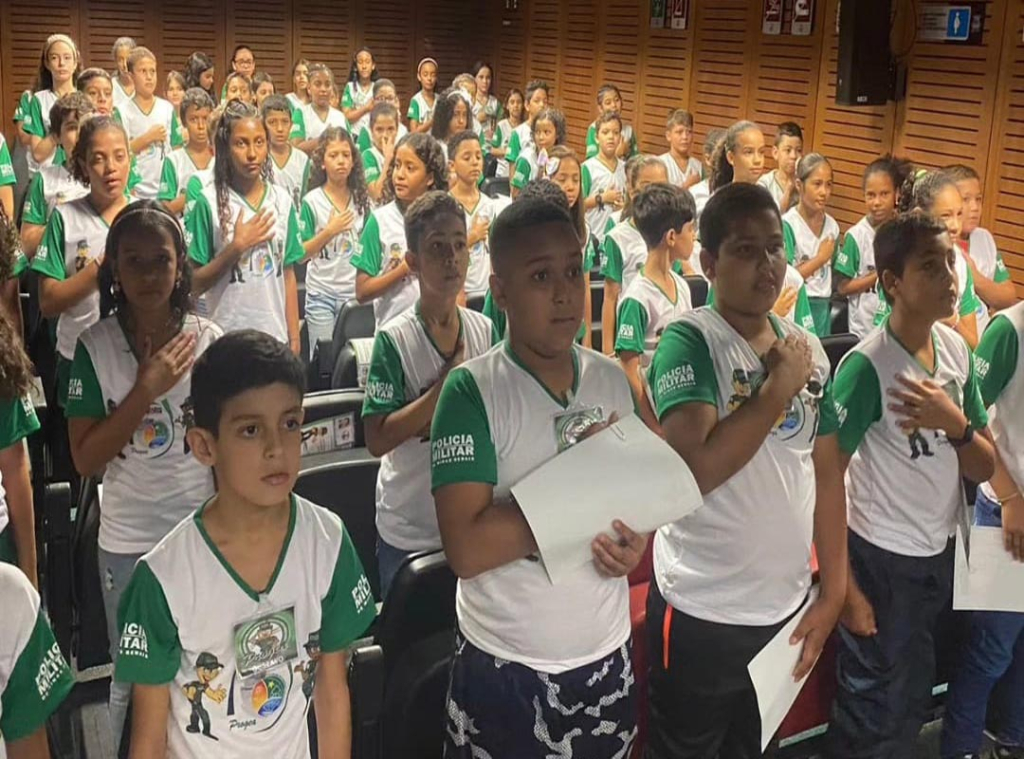Estudante do 5º ano irá representar o Brasil em campeonato mundial de xadrez  - Colégio Católica de Brasília